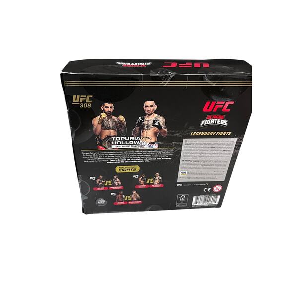 UFC 308 Octagon Fighters Ilia Topuria vs Max Holloway Action Figures 2-Pack NIB - Picture 4 of 6